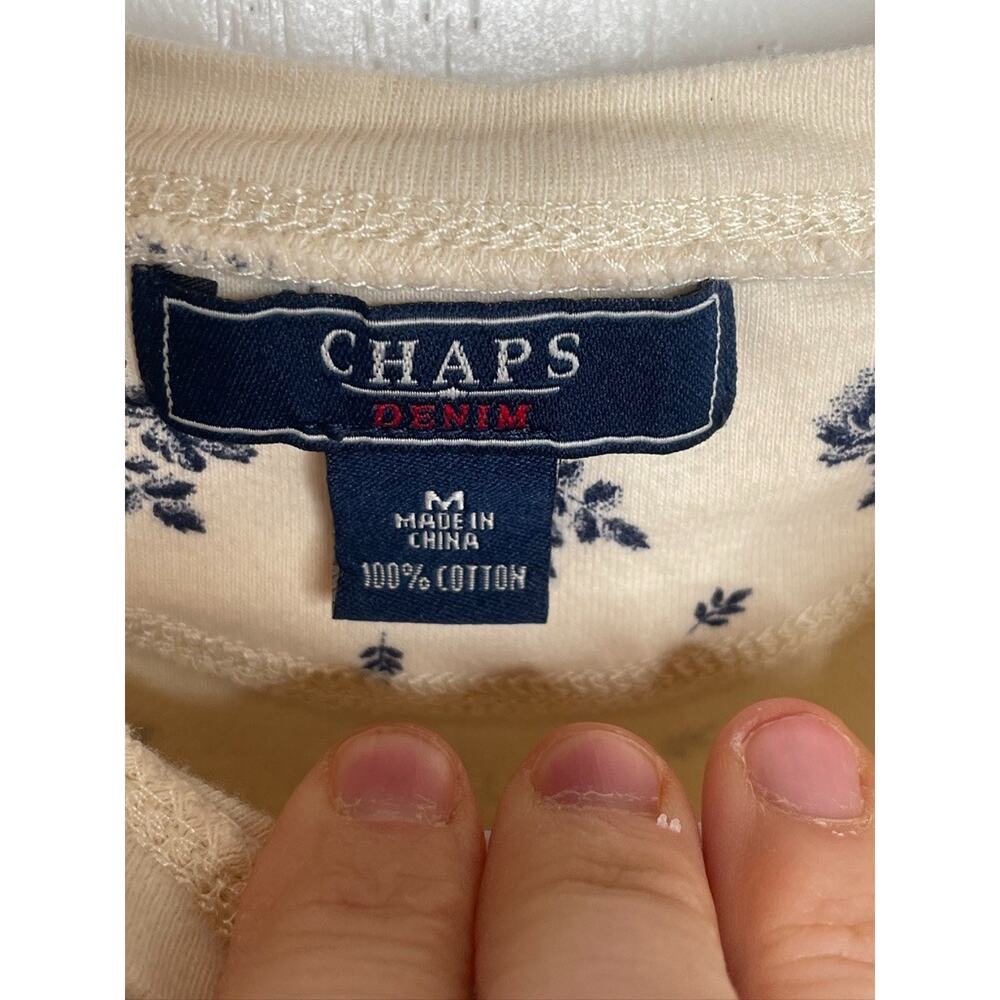 Chaps Women's Ruffle Trim Henley Top Sz M 3/4 Sleeve Cottagecore Floral Prairie - Picture 7 of 9